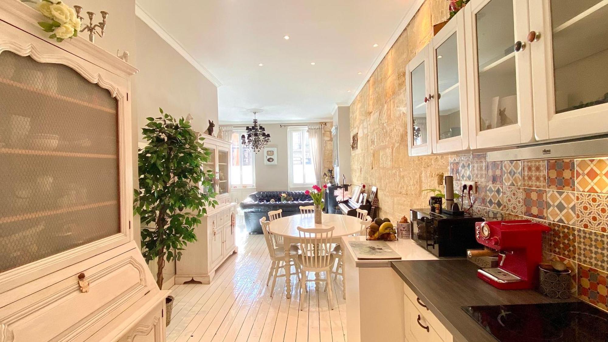 Grand Appartement Haussmanien De Standing Avec Jacuzzi Terrasse Et Parking En Hyper Centre Bordeaux Eksteriør bilde